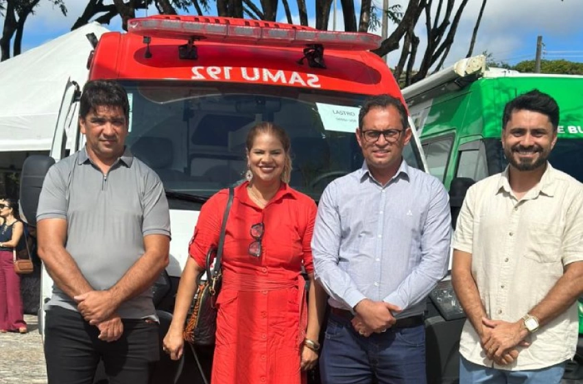 Imagem Entrega de veículo de socorro e suporte médico