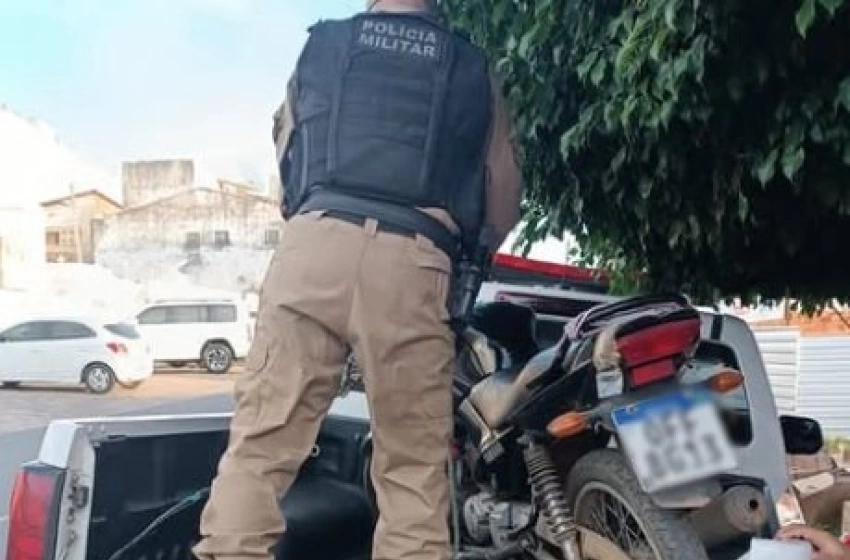Imagem Moto recuperada pela polícia militar em Cajazeiras 