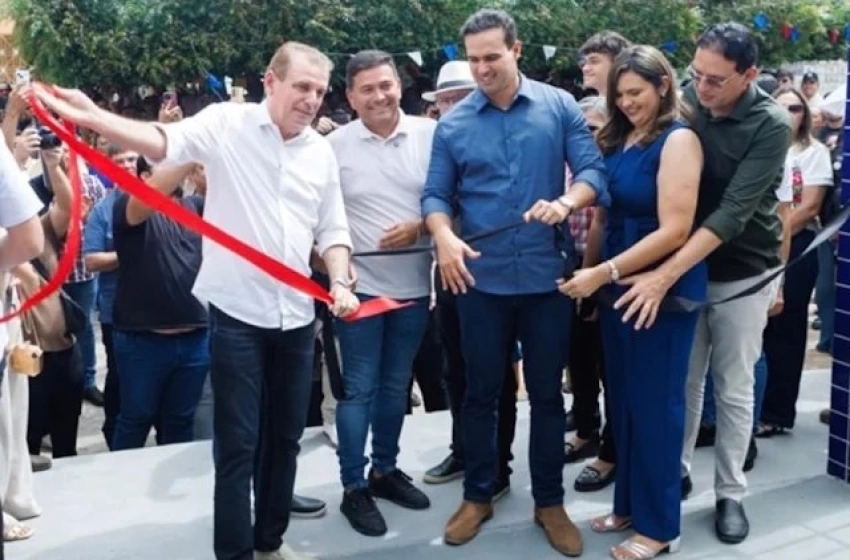 Imagem Chico Mendes durante inauguração de uma nova creche no município de Condado