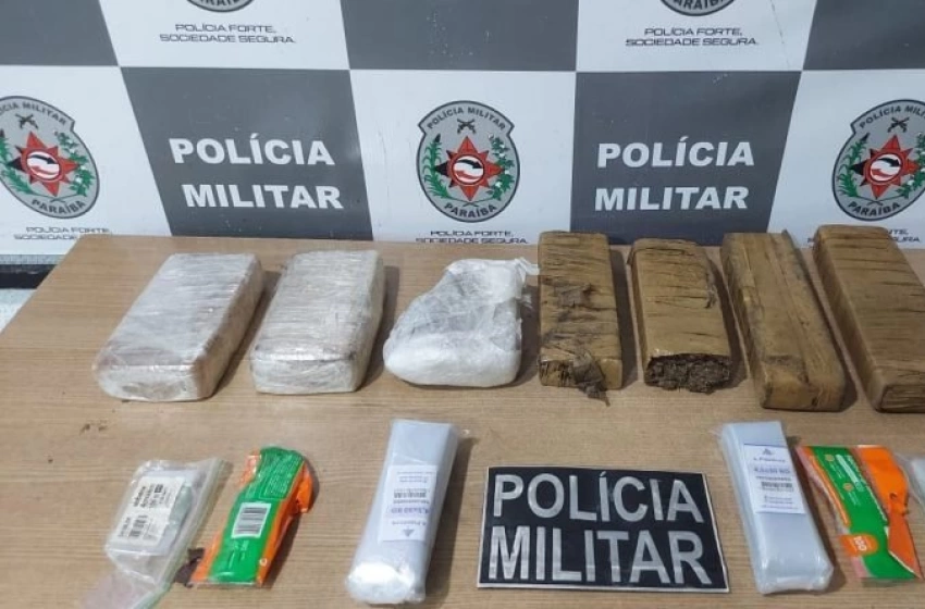 Imagem Drogas apreendidas pela polícia militar em João Pessoa 
