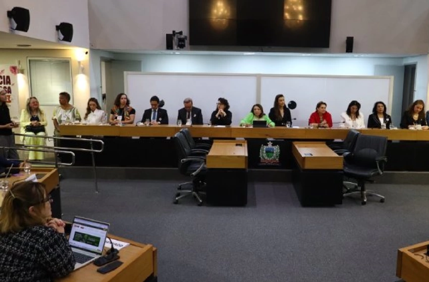 Imagem Jornada Márcia Barbosa na ALPB