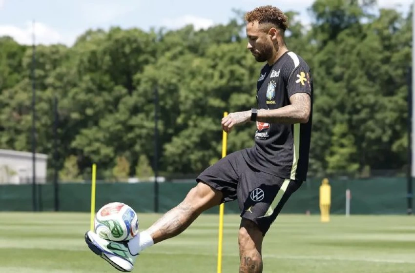 Imagem Jogador da seleção brasileira, Neymar Jr.