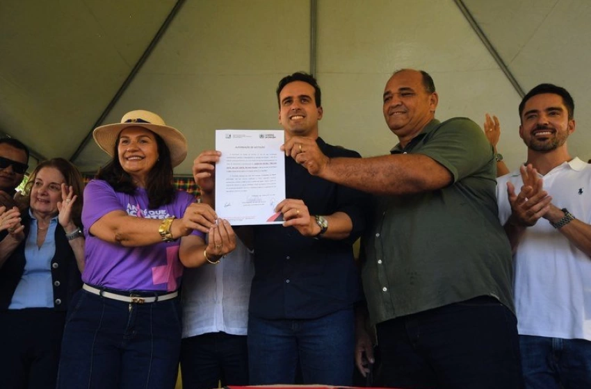 Imagem Lucas Ribeiro autoriza novas estradas em São Miguel de Taipu e Pedras de Fogo