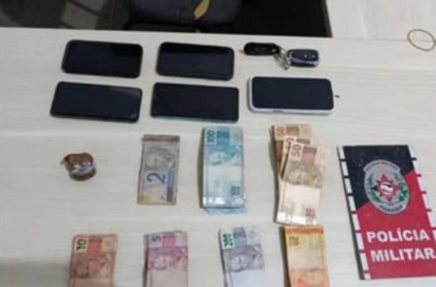 Imagem Material ilícito apreendido em ação da Polícia Militar