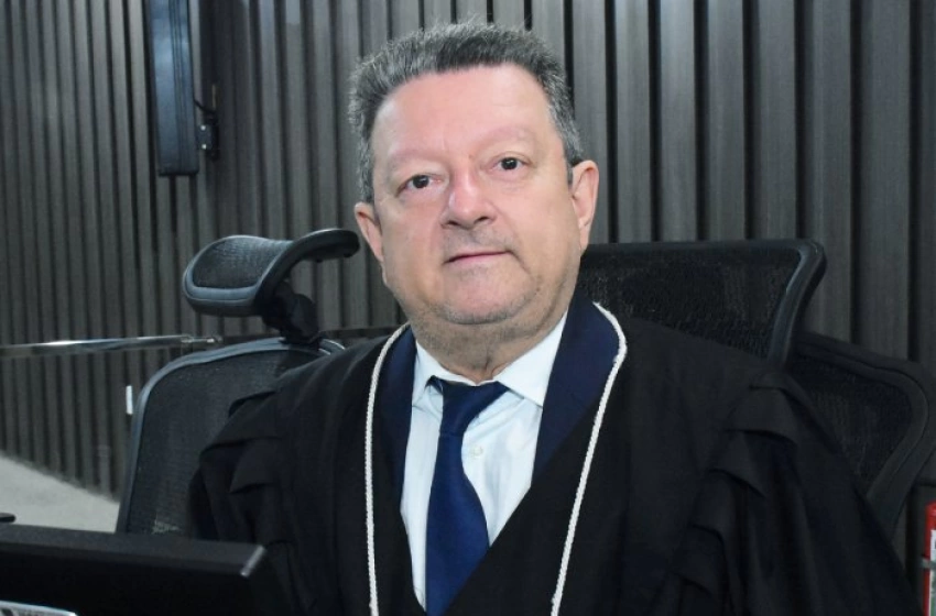 Imagem Desembargador Onaldo Queiroga