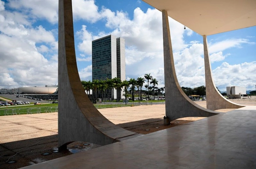 Imagem No Senado, ministério defende fim da escala 6x1 como direito humano ao cuidado