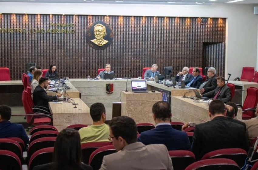 Imagem Sessão do Tribunal de Contas