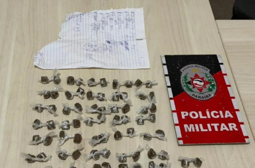 Imagem Apreensão de 72 porções de maconha