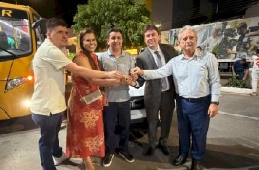 Imagem Entrega de dois veículos 0 km