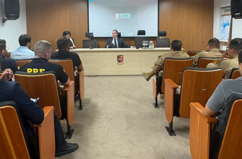 Imagem Reunião do Núcleo do Desporto e Defesa do Torcedor (Nudetor)
