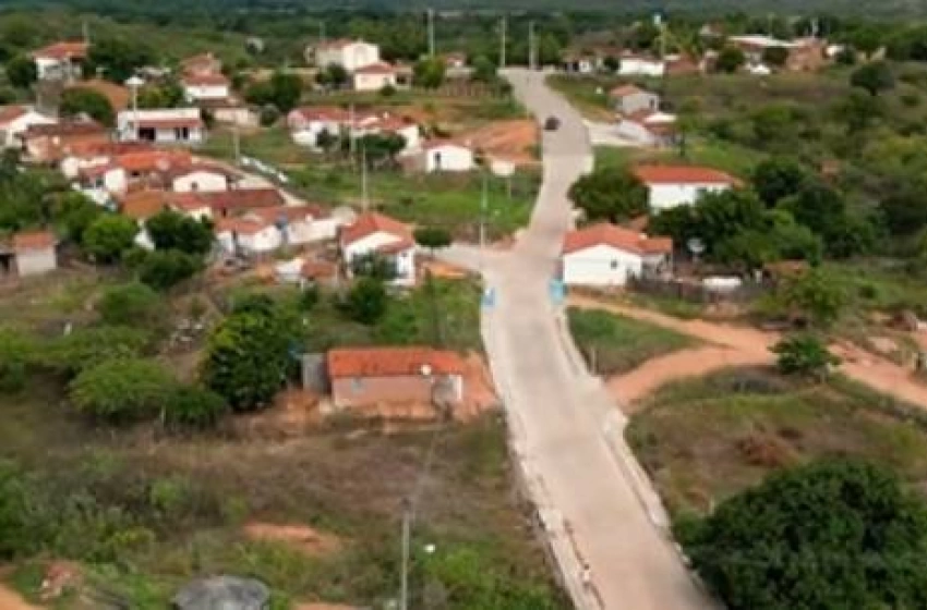 Imagem Obras de pavimentação em paralelepípedo na Extrema