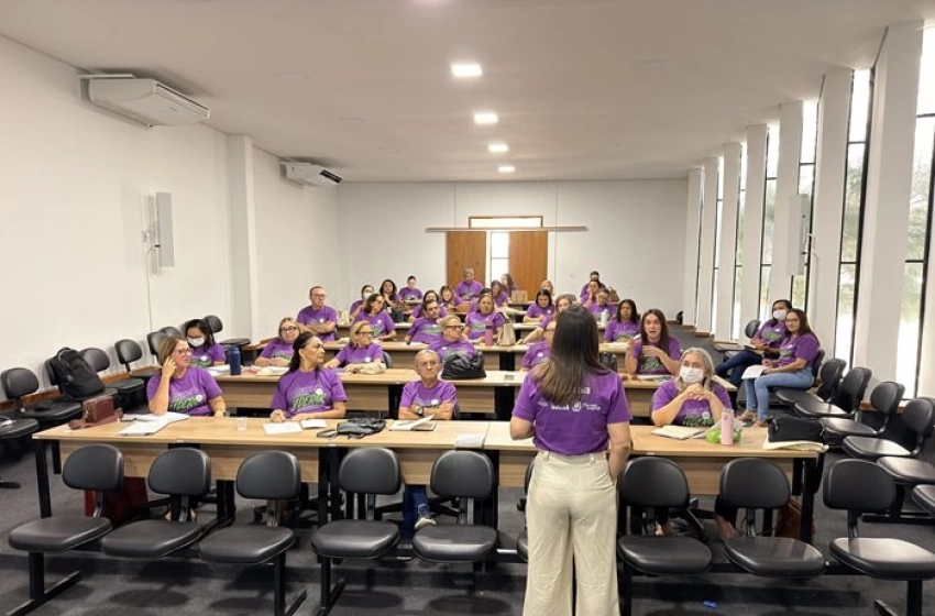 Imagem Formação de lideranças para gestores escolares