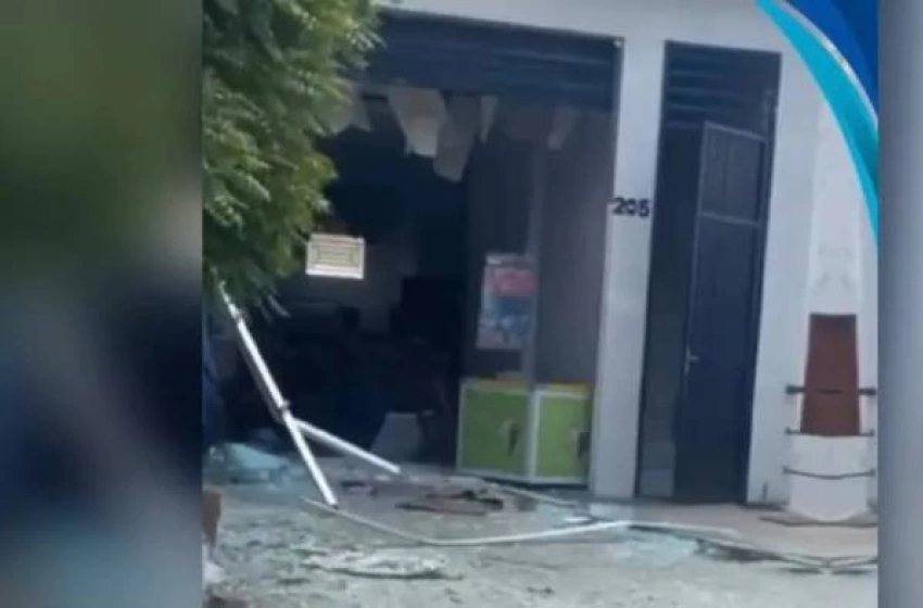 Imagem Explosão em comércio na cidade de Coremas