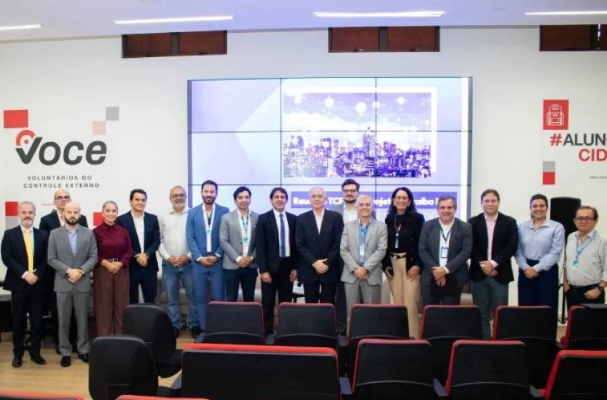 Imagem Reunião sobre modernização da iluminação pública na PB