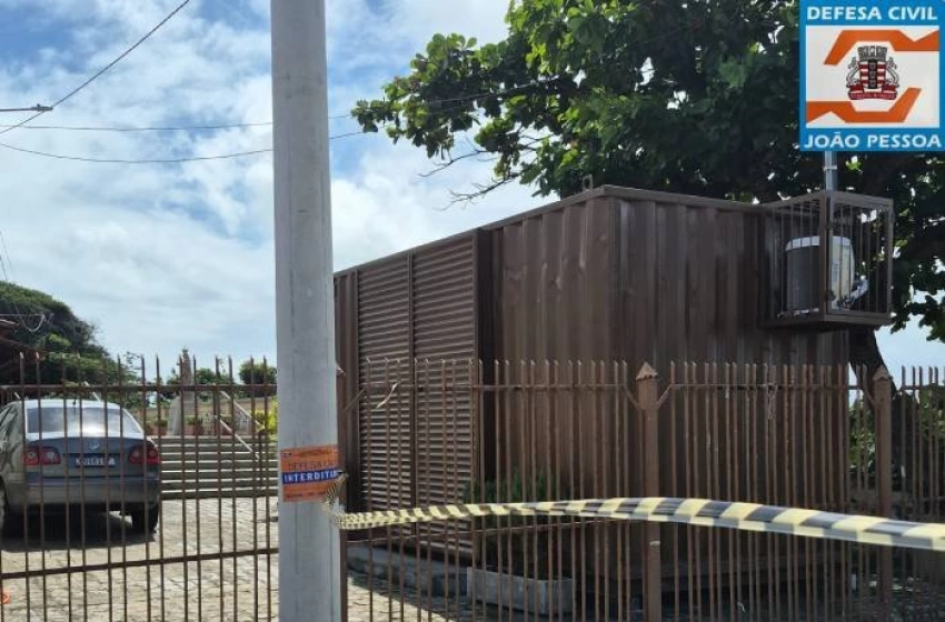 Imagem Interdição do balaustrada do Santuário de Nossa Senhora da Penha