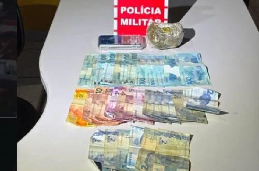 Imagem Droga e dinheiro apreendidos em ação da PM