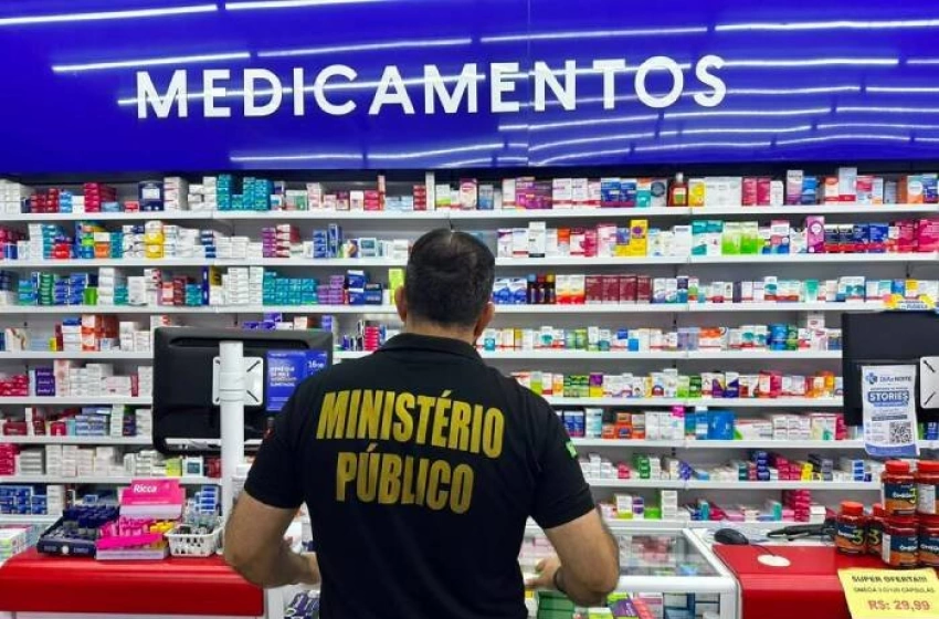 Imagem Autuação de duas farmácias