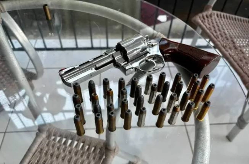 Imagem Arma de fogo e munições apreendidas pela PF