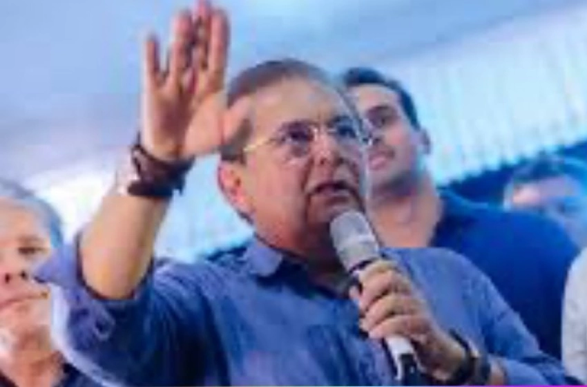 Imagem Adriano Galdino