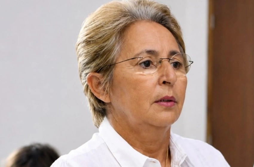 Imagem Prefeita, Leninha Romão
