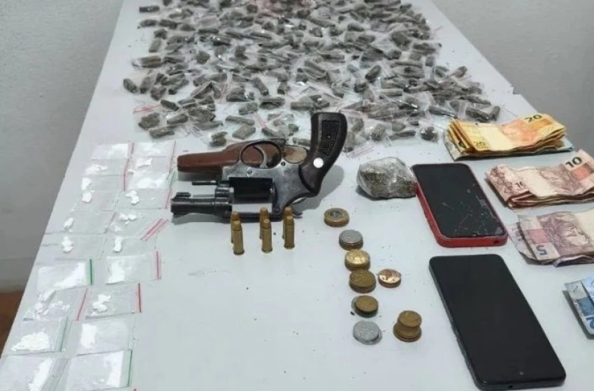 Imagem Drogas apreendidas pela polícia militar em Patos 