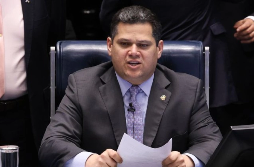 Imagem Presidente do Senado, Davi Alcolumbre (União-AP)