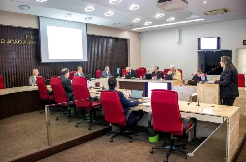 Imagem Sessão do Tribunal de Contas da Paraíba (TCE-PB)