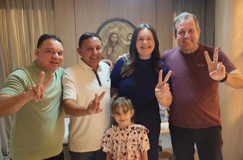 Imagem Fábio Tyrone recebe apoio de Bruna Morais, pré-candidata a deputada estadual de Cajazeiras