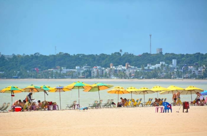Imagem Quatro trechos de praias impróprios para banho