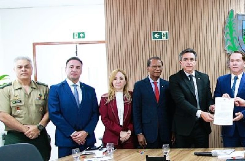Imagem Reunião entre a Secretaria da Segurança e o Tribunal Regional Eleitoral da Paraíba