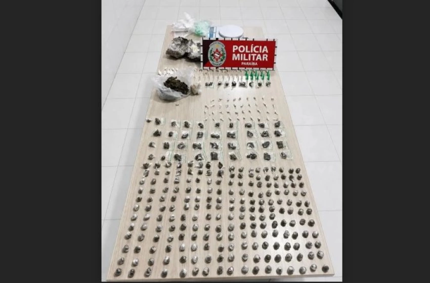 Imagem Material ilícito apreendido em ação da PM