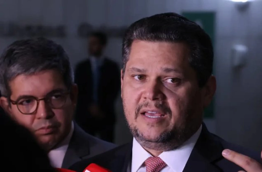 Imagem Presidente do Senado, Davi Alcolumbre (União-AP)