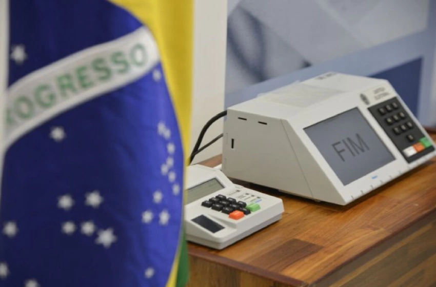Imagem Urna Eletrônica