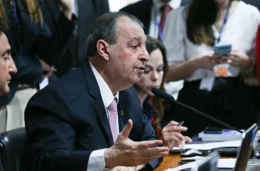Imagem Senador Omar Aziz (PSD-AM)
