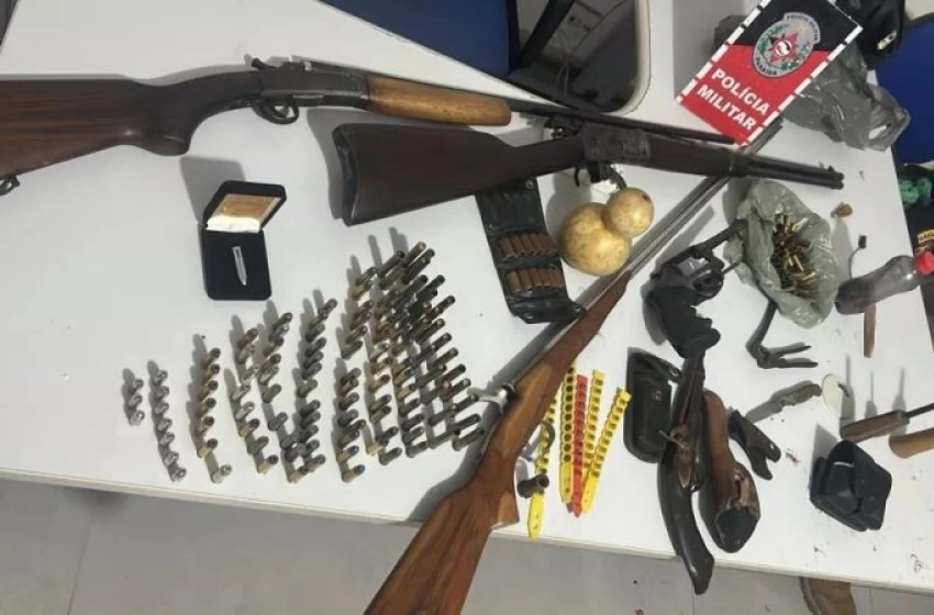 Imagem Armas de fogo apreendidas pela polícia militar em Cacimbas 