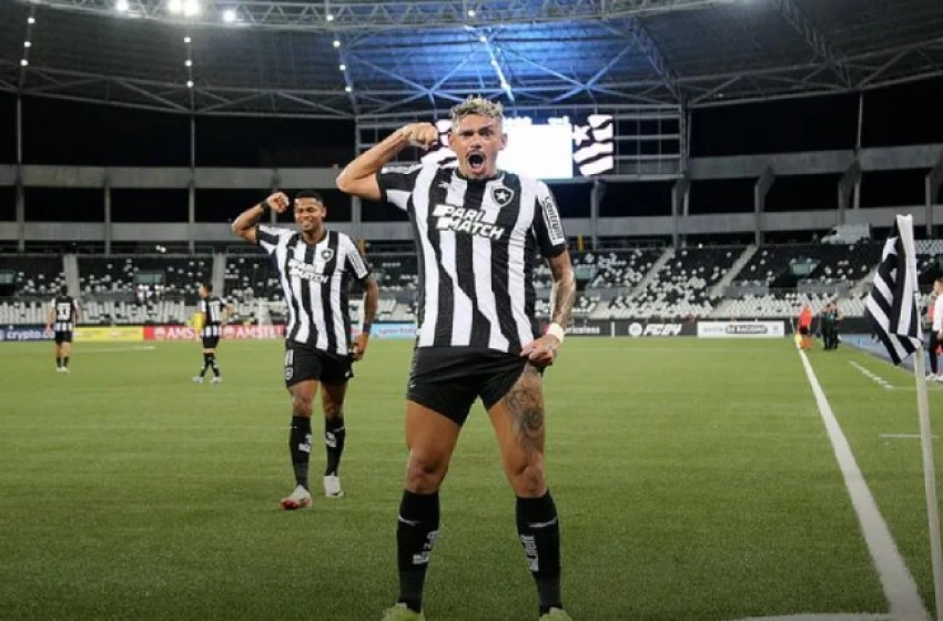 Imagem Atacante paraibano Tiquinho Soares