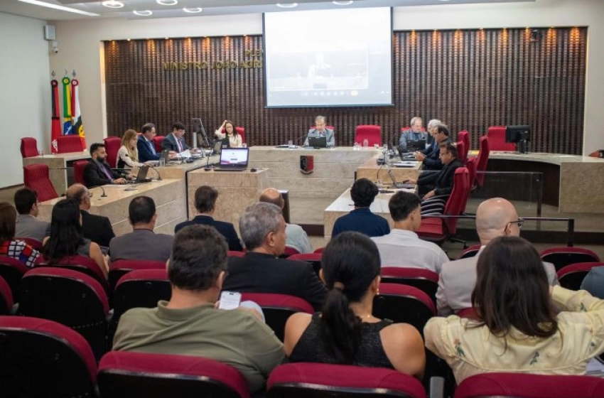 Imagem Sessão do Tribunal de Contas da Paraíba (TCE-PB)