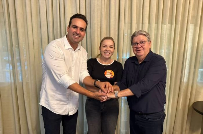 Imagem Lucas, João e a prefeita de Pocinhos