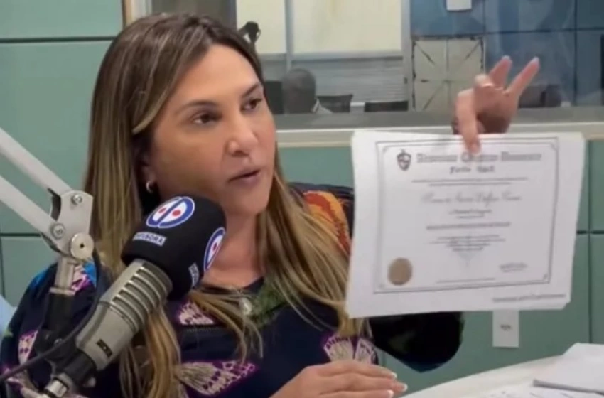 Imagem Prefeita, Corinha Delfino