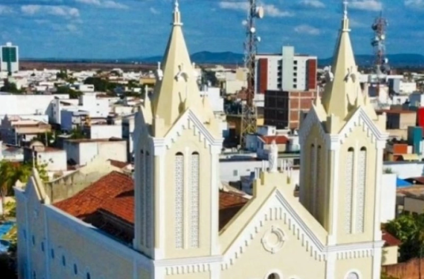 Imagem Igreja Matriz Nossa Senhora dos Remédios 