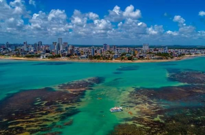 Imagem Três trechos de praias impróprios para banho