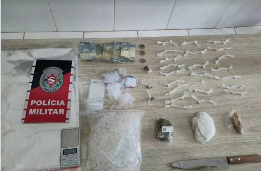 Imagem Apreensão de drogas e material para tráfico