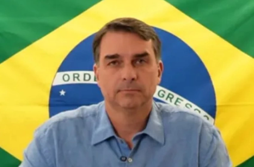 Imagem Flavio Bolsonaro 