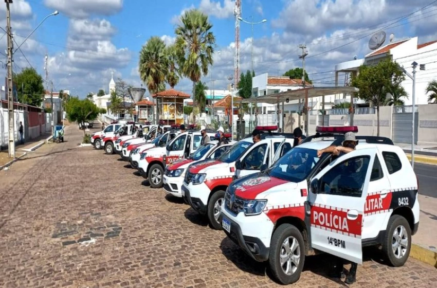 Imagem Viaturas da Polícia Militar