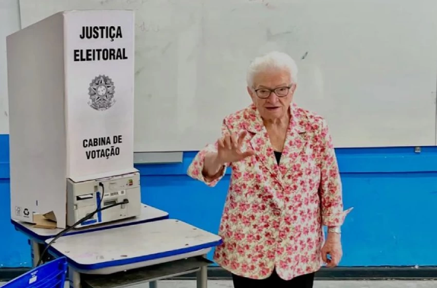 Imagem Assistente social paraibana Luiza Erundina (PSOL)