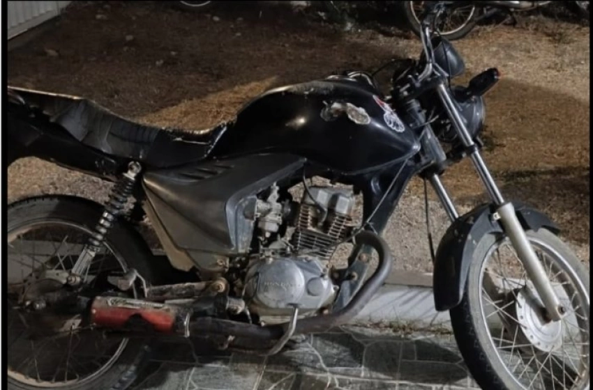 Imagem Apreensão de moto com sinais de identificação raspados