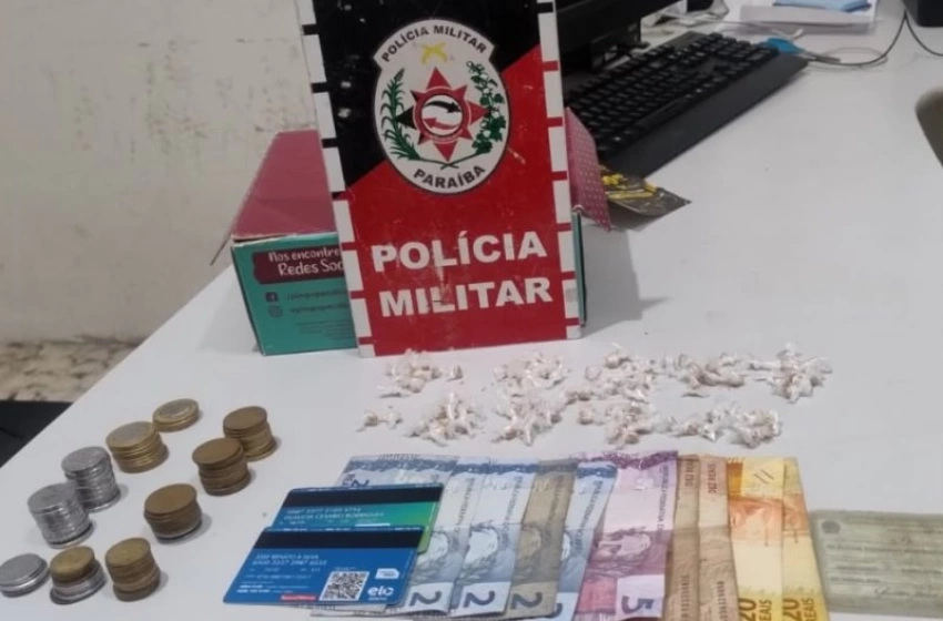 Imagem Drogas apreendidas pela polícia militar em Pombal 