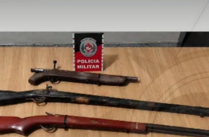 Imagem Armas de fogo e munições apreendidas pela PM