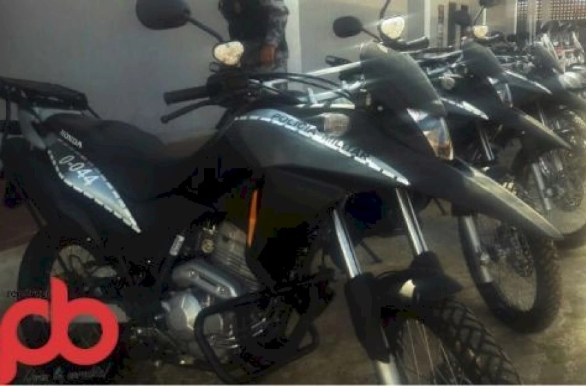 Imagem A guarnição montou um bloqueio no bairro Pôr do Sol  e realizou uma abordagem contra o jovem