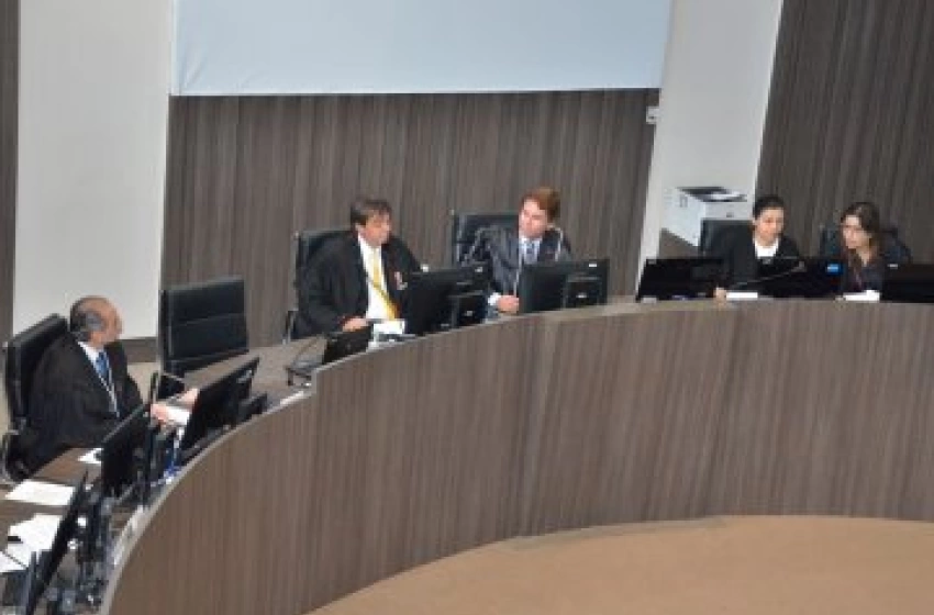 Imagem Sessão do TJ